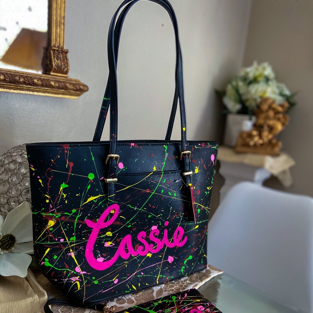 MAKING CUSTOM CARRIE DIARIES HANDBAGS - Picture 8 of 8